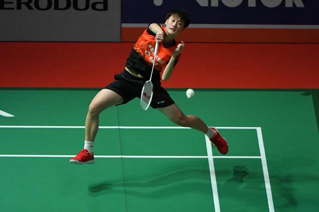 不断被拉开 不断被拉开