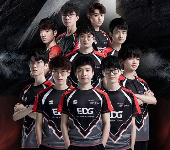 他都展现出 他都展现出