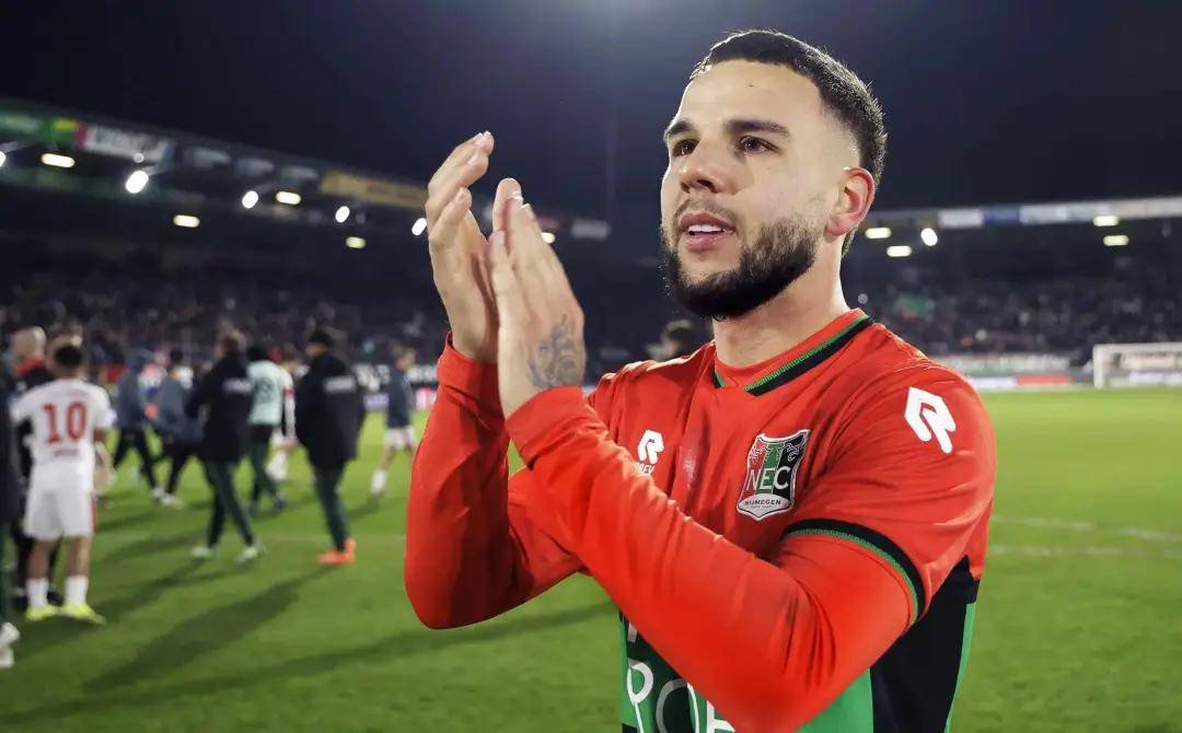 都应感谢艾 都应感谢艾